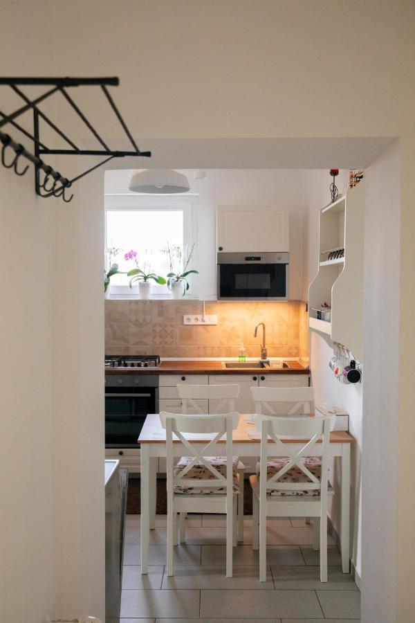 Firpo Apartman Eger Ngoại thất bức ảnh